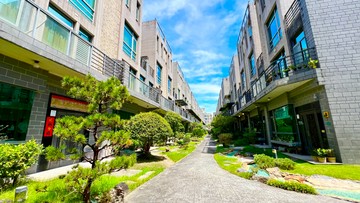 宜蘭光復國小新月帝堡室內車庫雙車位花園別墅｜宜蘭縣宜蘭市三清路