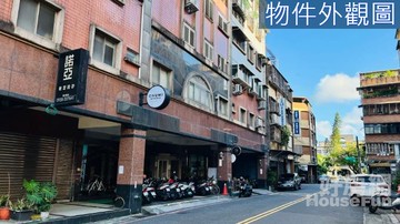 宜蘭市蘭陽女中近運動公園電梯華廈｜宜蘭縣宜蘭市弘志路