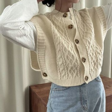 D. Studio 台灣發貨韓版寬鬆麻花針織背心 外套 防曬外套 女裝 上衣 衣服W417