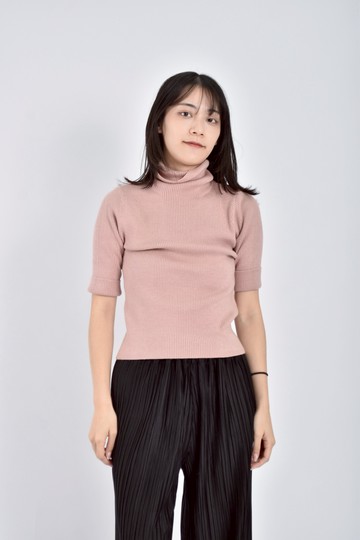 (S) jo an質感羊毛高領針織粉色短袖上衣