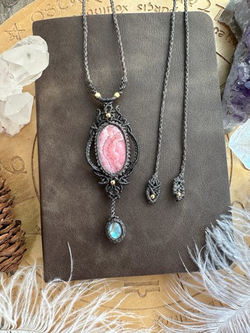 N1188 民族風 蠟線編織 紅紋石 月亮石 銅珠 頸鏈 (可調長度)