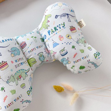 恐龍派對 l 手工安撫豆感蝴蝶枕 推車枕