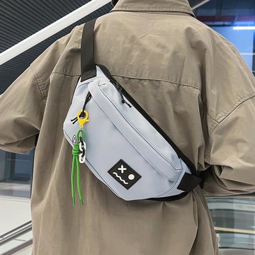 胸包男ins機能潮牌斜挎包男士包包運動小挎包工裝百搭腰包單肩包