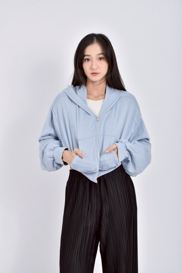 (S) 質感修身短版連帽拉鏈藍色外套