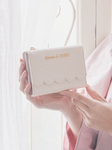 優雅弧形花邊皮革零錢包(8A41FRJ0200) - Maison de FLEUR