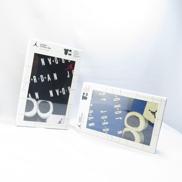 JORDAN 爬爬服禮盒 嬰幼兒包屁衣 三件套 JD2313020NB00- 兩款 黑 / 藍【iSport】