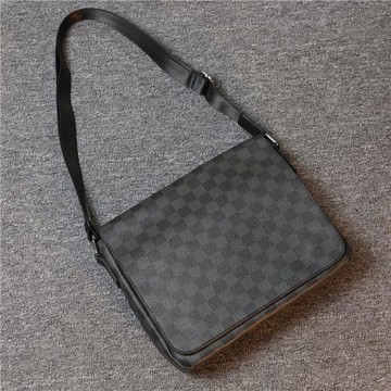 日韓單肩包男2020新款格子商務男包公文包翻蓋斜跨包大容量休閑包