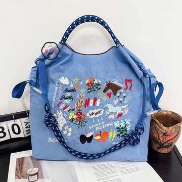 免運/附發票 購物袋 五月新款ballchain大容量尼龍刺繡環保購物布袋單肩手提斜挎包包工廠現貨直銷 售後保障 全館八折 5z12