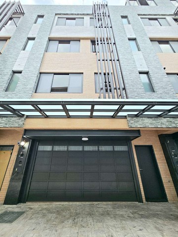 台中王田交流道旁全新未住大地坪大面寬邊間電梯別墅｜台中市大肚區沙田路一段