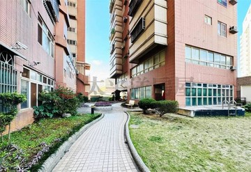 新光田高樓層低總價三房含車｜台中市沙鹿區向上路七段