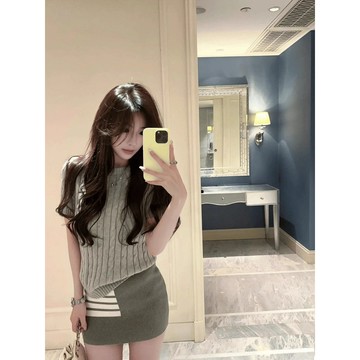 【限時特賣】海邊長裙  氣質套裝裙  純慾甜美裙針織套裝夏季複古麻花短袖氣質半身百搭顯短裙上衣半身裙兩件套