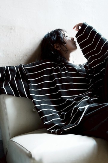 日質筆記天竺棉不收邊長袖 - 2色 - 黑