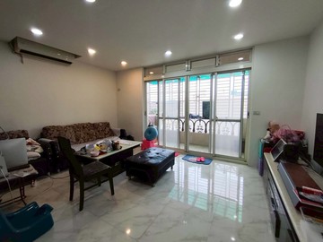 獨家捷運500公尺，漂亮公寓，前陽台進出｜新北市三重區光復路一段