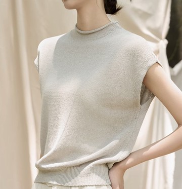 法式極簡  後背鈕子設計針織短袖