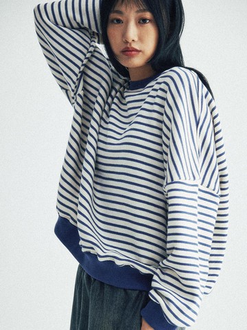 Stripe Sweatshirt (Navy/Cream)