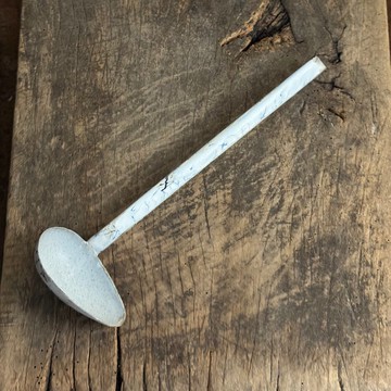 * 50865-迷人法國古董藍白大理石紋琺瑯長柄湯勺