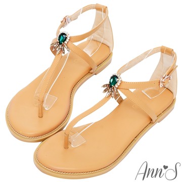 Ann’S孔雀綠寶石T字交叉平底涼鞋-杏