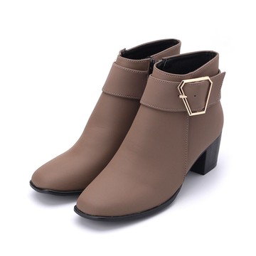 RIN RIN 特大尺碼大金釦拉鍊短跟靴 可可 女鞋