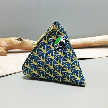 在森林裡的鸚鵡 ∣ 琉璃金剛 Macaw ‧ 山角零物包