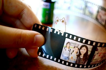 親親的肉球貓貓狗狗 一對的客製化底片吊飾