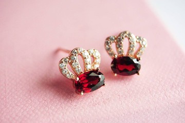 真正的石榴石耳環，深紅色，上品，925銀