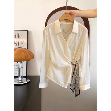 法式氣質輕熟風絲巾綁帶收腰襯衫女秋季時尚高級別致V領長袖上衣