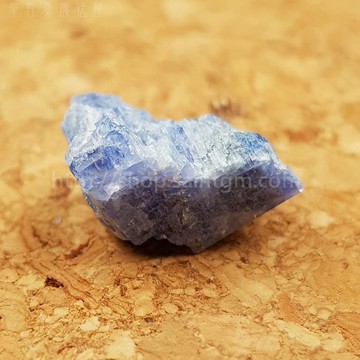 碳矽鹼鈣石Carletonite稀有藍紫正方晶系療癒石200415-35號~加拿大魁北克