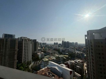 楠梓大學17景觀三房+車位可停休旅車｜高雄市楠梓區大學十七街