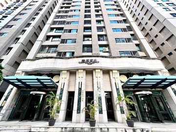 【專約】左營軍港微風京品 正三房附平面車位(均)｜高雄市左營區先勝路