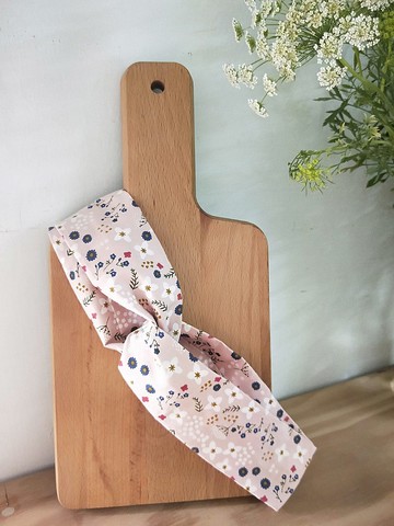 交叉髮帶-細版鬆緊-頂樓小花園-淺粉