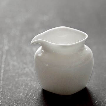 一笑間|晨露公道杯 分茶器手工薄胎陶瓷1入