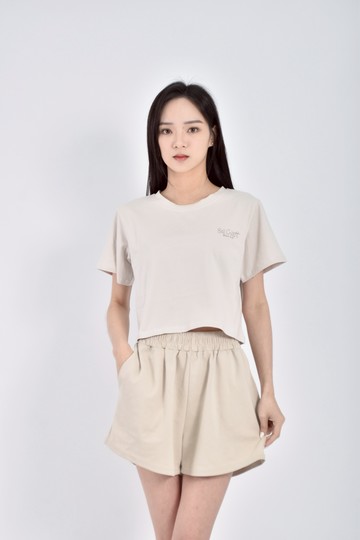 (M) the madre修身短版圓領杏色短袖上衣