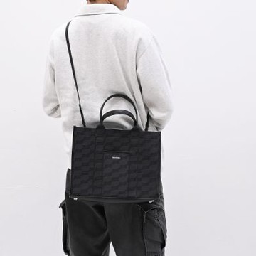 BALENCIAGA Hardware 燙印LOGO緹花帆布手提斜背兩用托特包(黑)
