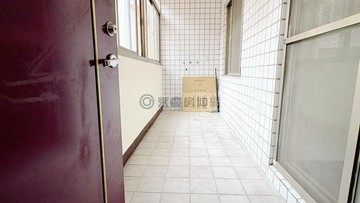 成功商圈全聯旁3房2衛(衛浴全新)社區質感優｜台中市大里區向學一路