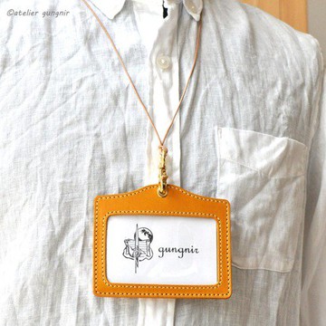 掛頸式證件夾 No.10 Butterolo (義大利植鞣革)