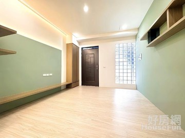 一卡皮箱入住✅中庄國小翻新3層透天✅送冷氣｜高雄市大寮區民安街