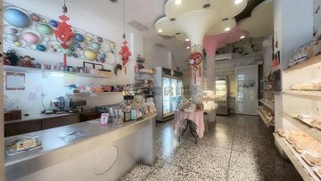 西區美術館文青臨路透天｜美術綠園道旁・住店合一｜台中市西區美村路一段