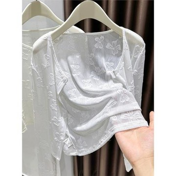 海邊出片穿搭提花蕾絲防曬開衫配吊帶春夏新款外搭罩衫女短款外套