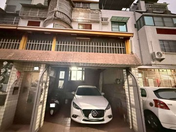 高雄路竹稀有釋出/低總價車庫透天厝｜高雄市路竹區華光路