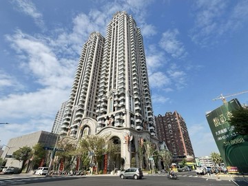 左營高鐵商圈鉑愛悅景觀好宅全新未住三房平車｜高雄市左營區博愛四路