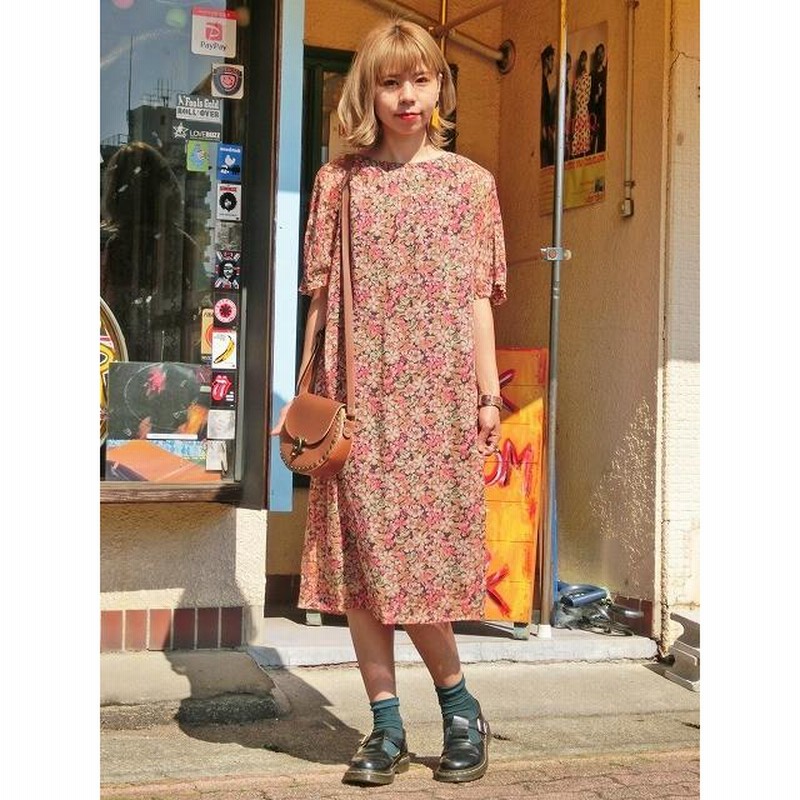 古着 アンティーク ビンテージ 70s キラキラ ラメ 花柄 ワンピース 美品の通販 by ℒ ℒ ℽ ⅇ｜ラクマ