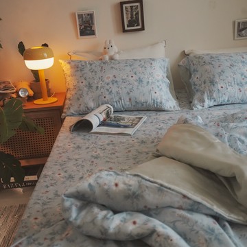 棉床本舖｜藍色彼岸花 ❱ 60s萊賽爾天絲™-床包 - D1雙人床包組/含枕套