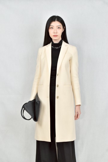 (M) gucci杏色大衣外套