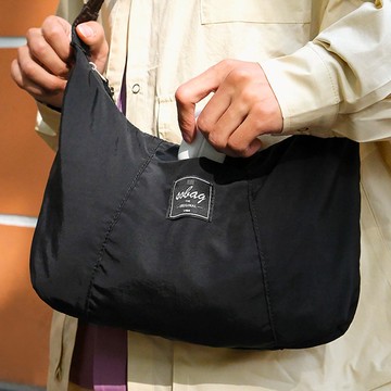 sobag日系簡約防潑水尼龍斜挎布包男街頭潮流休閒黑色中性單肩包