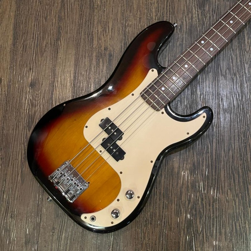 Craftsman Traditional Series Precision Bass Copy Electric