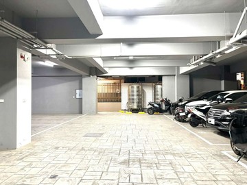 永大商圈旁.輕屋齡3房+平車｜台南市永康區永二街
