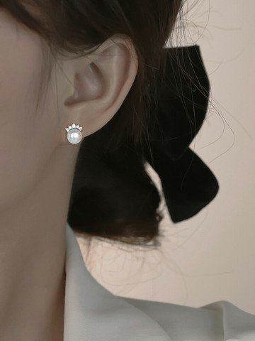 仿珍珠耳釘新款2023爆款養耳洞耳環輕奢小眾甜美優雅氣質耳飾女