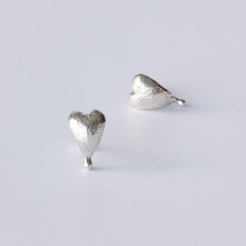 Matchscar Earrings 火痕愛心耳環