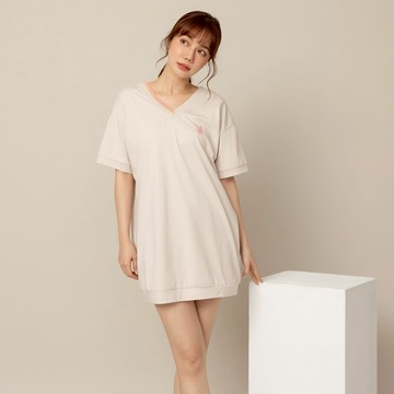 PLAYBOY - 兩穿v領顯瘦遮肉長上衣 - 奶茶色/741-001-03-1