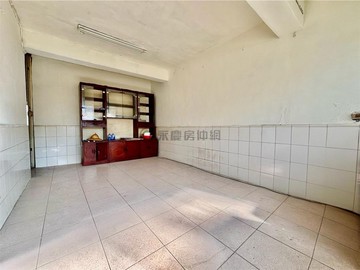 瑞隆商圈｜輕軌凱旋二聖站｜公寓4樓｜高雄市前鎮區瑞恩街